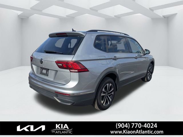 Used 2024 Volkswagen Tiguan S image 3