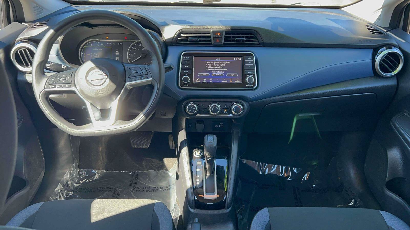 Used 2025 Nissan Versa SV FWD image 17