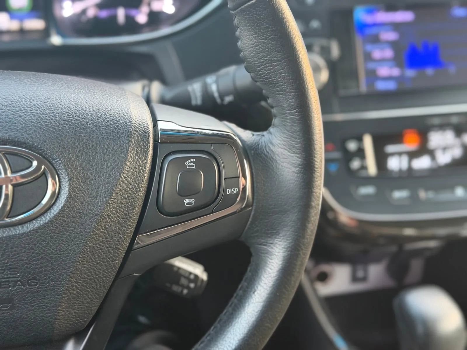 Used 2014 Toyota Avalon XLE image 15