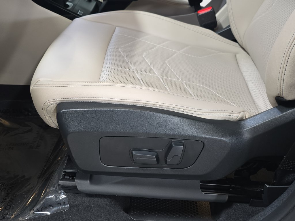 Certified 2023 BMW X1 xDrive28i w/ Convenience Package AWD/4WD image 28