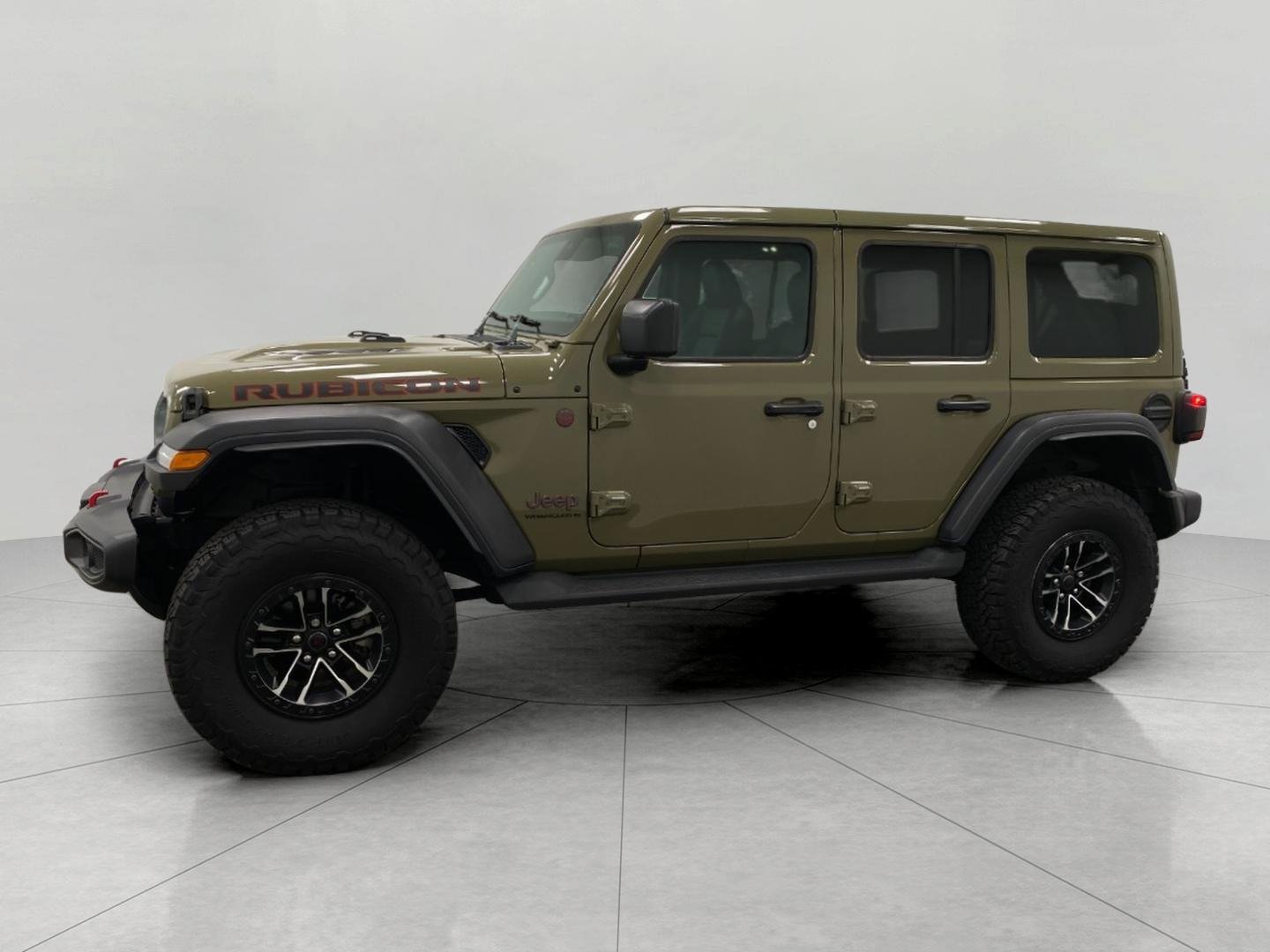Used 2025 Jeep Wrangler Unlimited Rubicon w/ XTREMEE 35" Tire Package AWD/4WD image 9