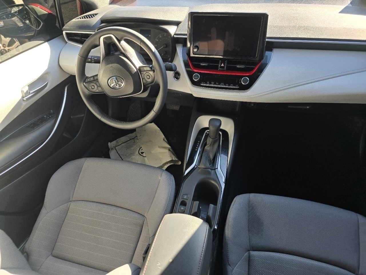 Certified 2024 Toyota Corolla SE image 14