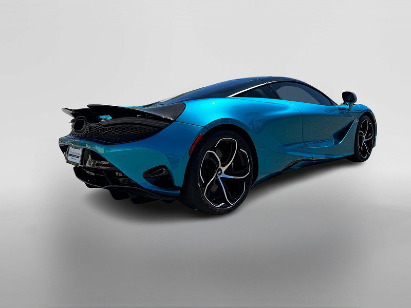 Used 2024 McLaren 750S RWD image 6
