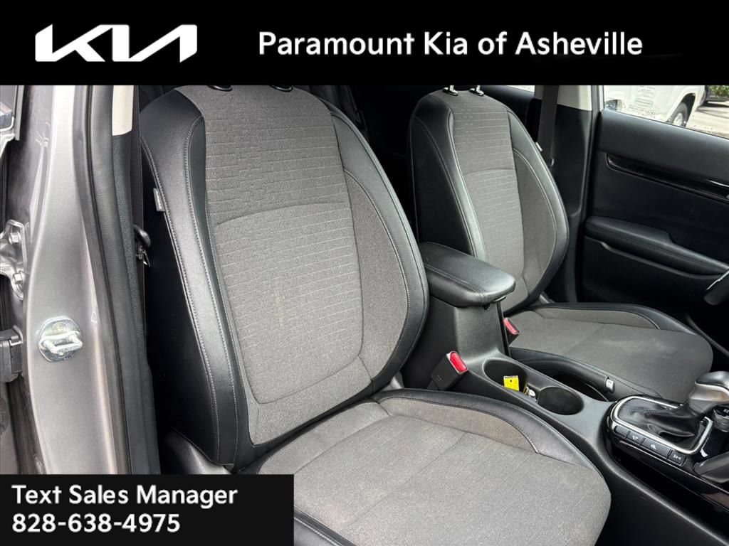 Used 2022 Kia Seltos Nightfall Edition AWD/4WD image 19