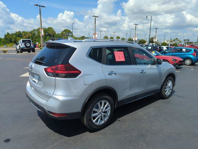 Certified 2020 Nissan Rogue SV AWD/4WD image 6