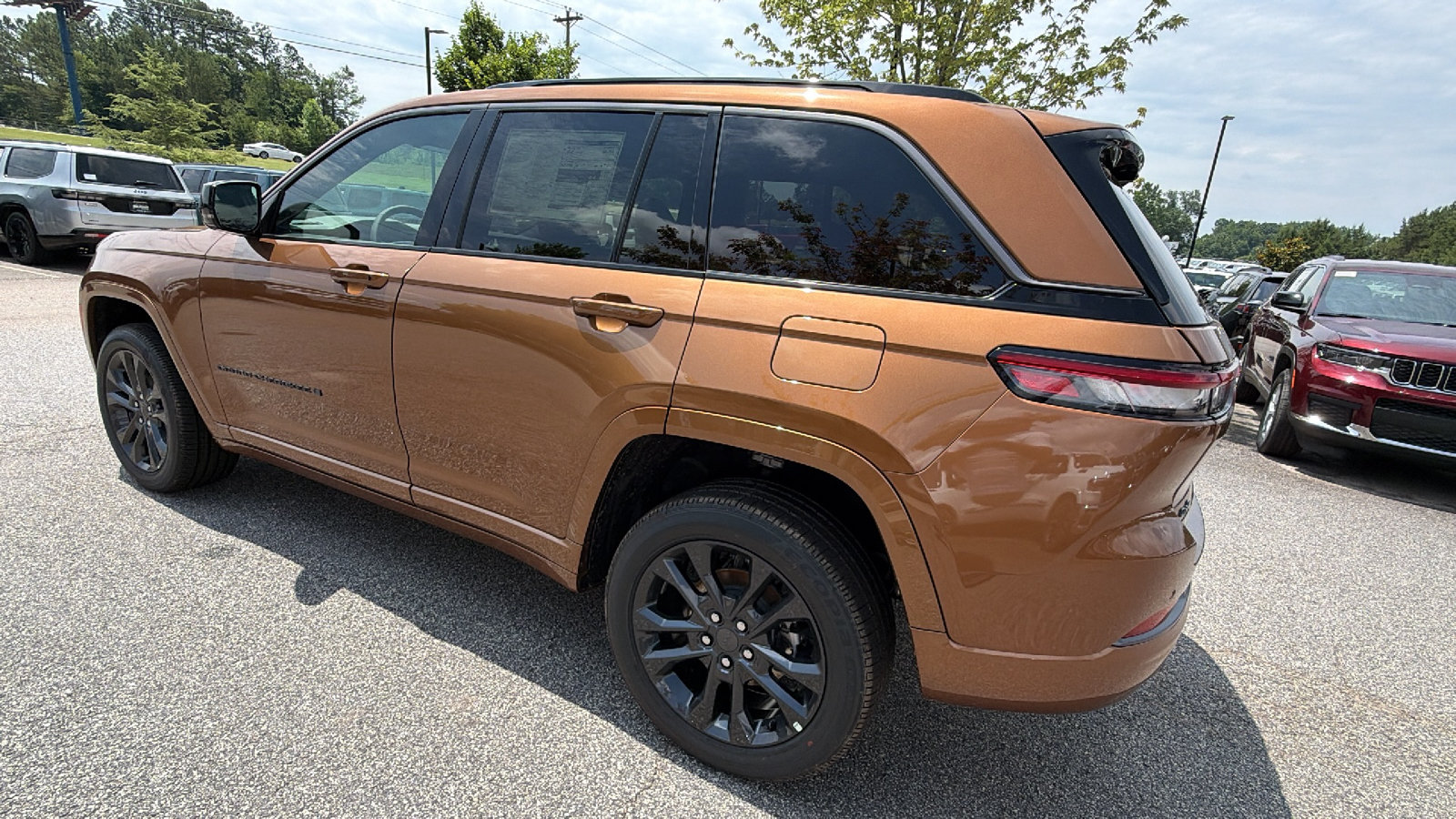 New 2026 Jeep Grand Cherokee Limited AWD/4WD image 10