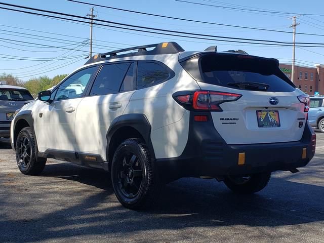 Used 2022 Subaru Outback Wilderness w/ Wilderness Package AWD/4WD image 6
