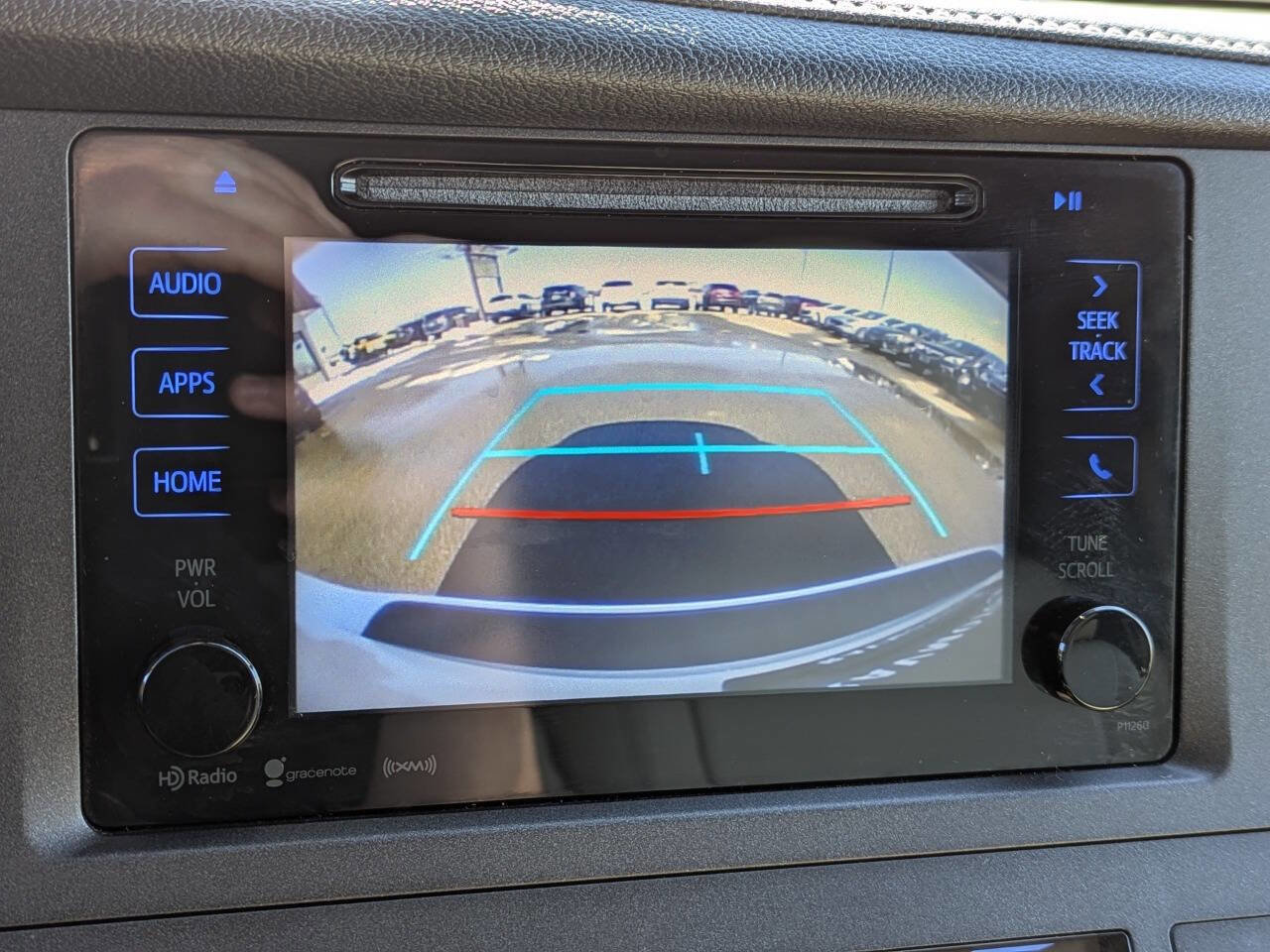 Used 2017 Toyota Sienna XLE image 22