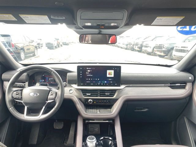 Used 2025 Ford Explorer Platinum w/ LUX Leather Package image 21