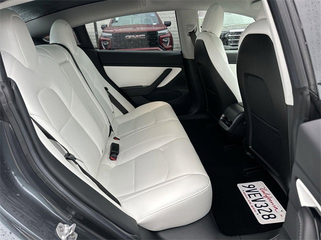 Used 2018 Tesla Model 3 Performance image 25