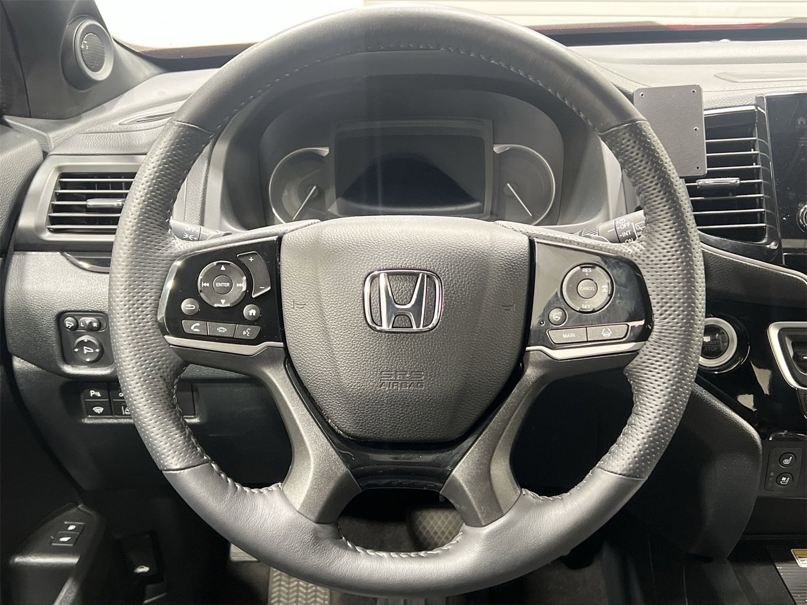 Used 2022 Honda Passport Elite image 14