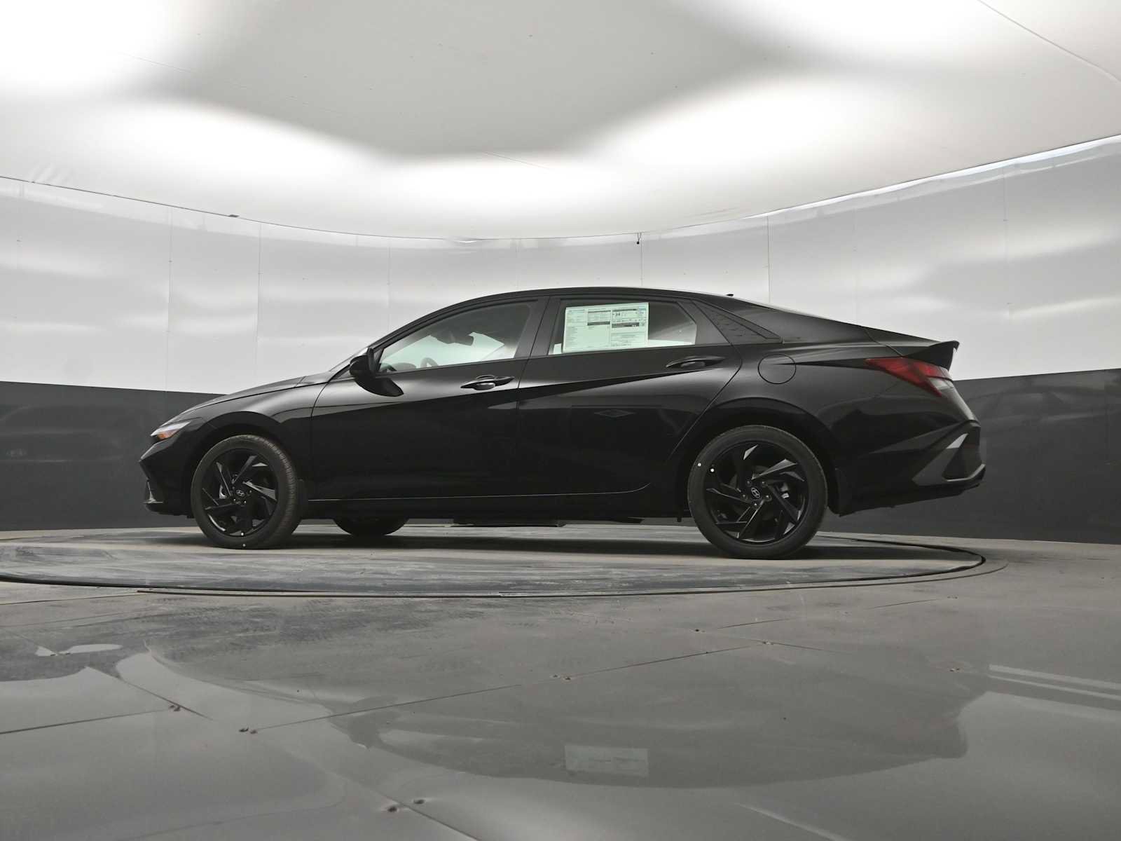 New 2026 Hyundai Elantra Sport FWD image 36