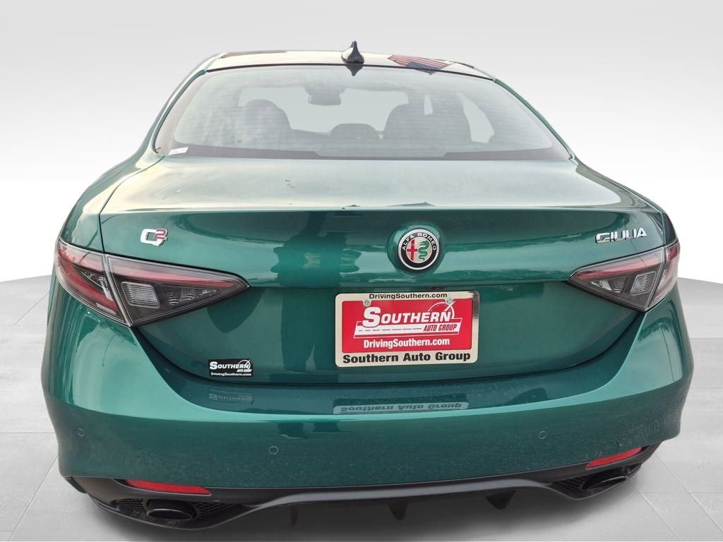 New 2025 Alfa Romeo Giulia w/ Driving Assist Package image 5