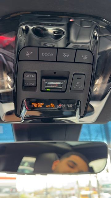 Used 2023 Toyota Venza Nightshade AWD/4WD image 16