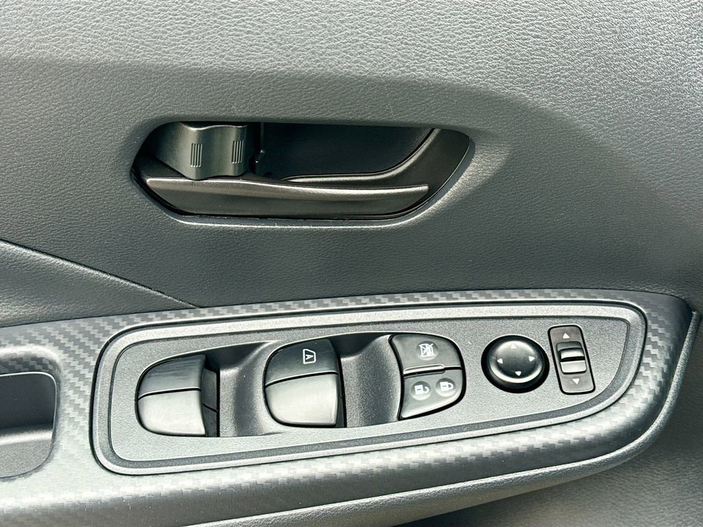Used 2024 Nissan Versa S w/ Trunk Package image 18