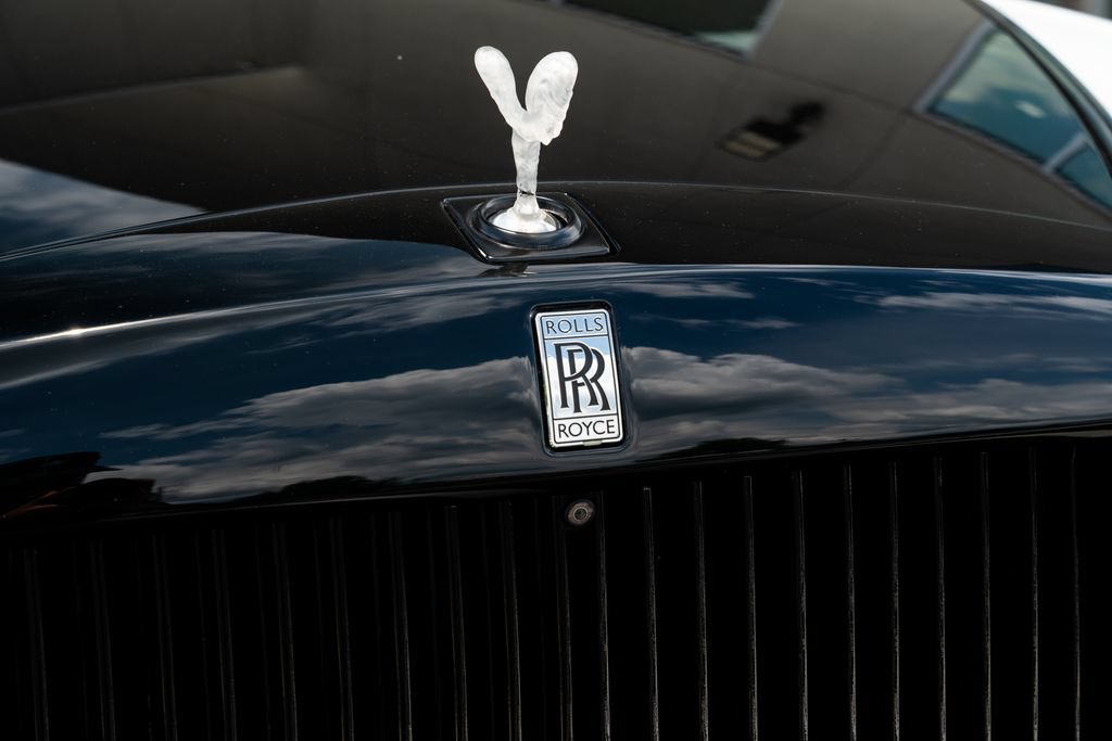 Used 2019 Rolls-Royce Phantom Sedan RWD image 6