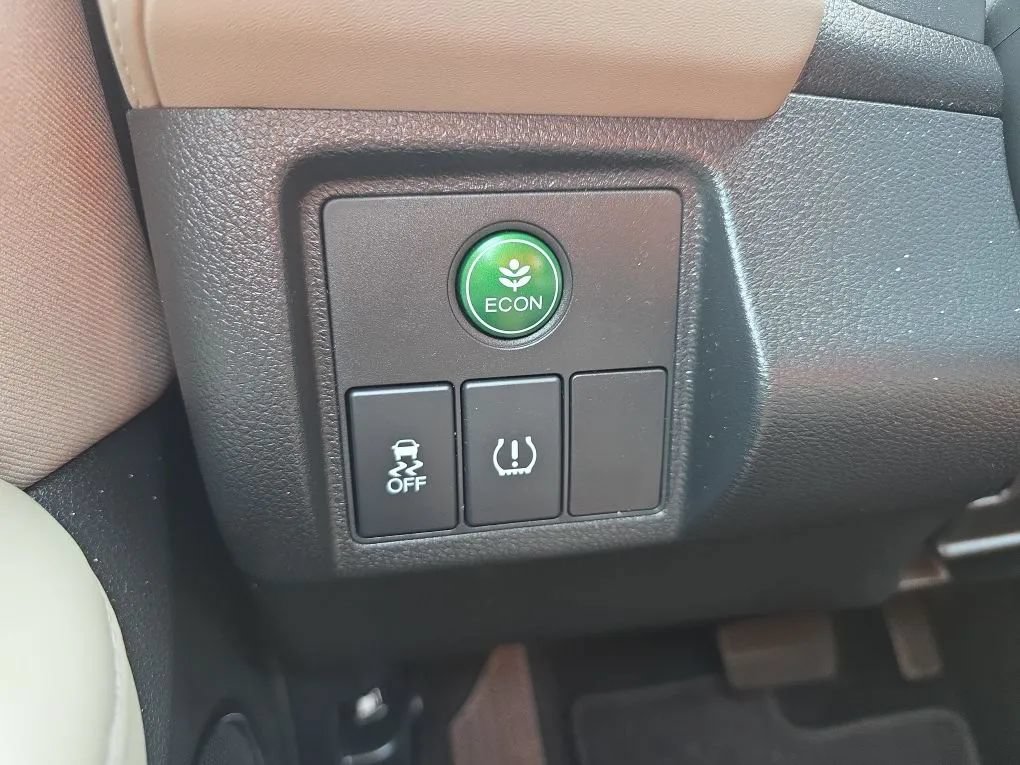 Used 2018 Honda HR-V EX image 23