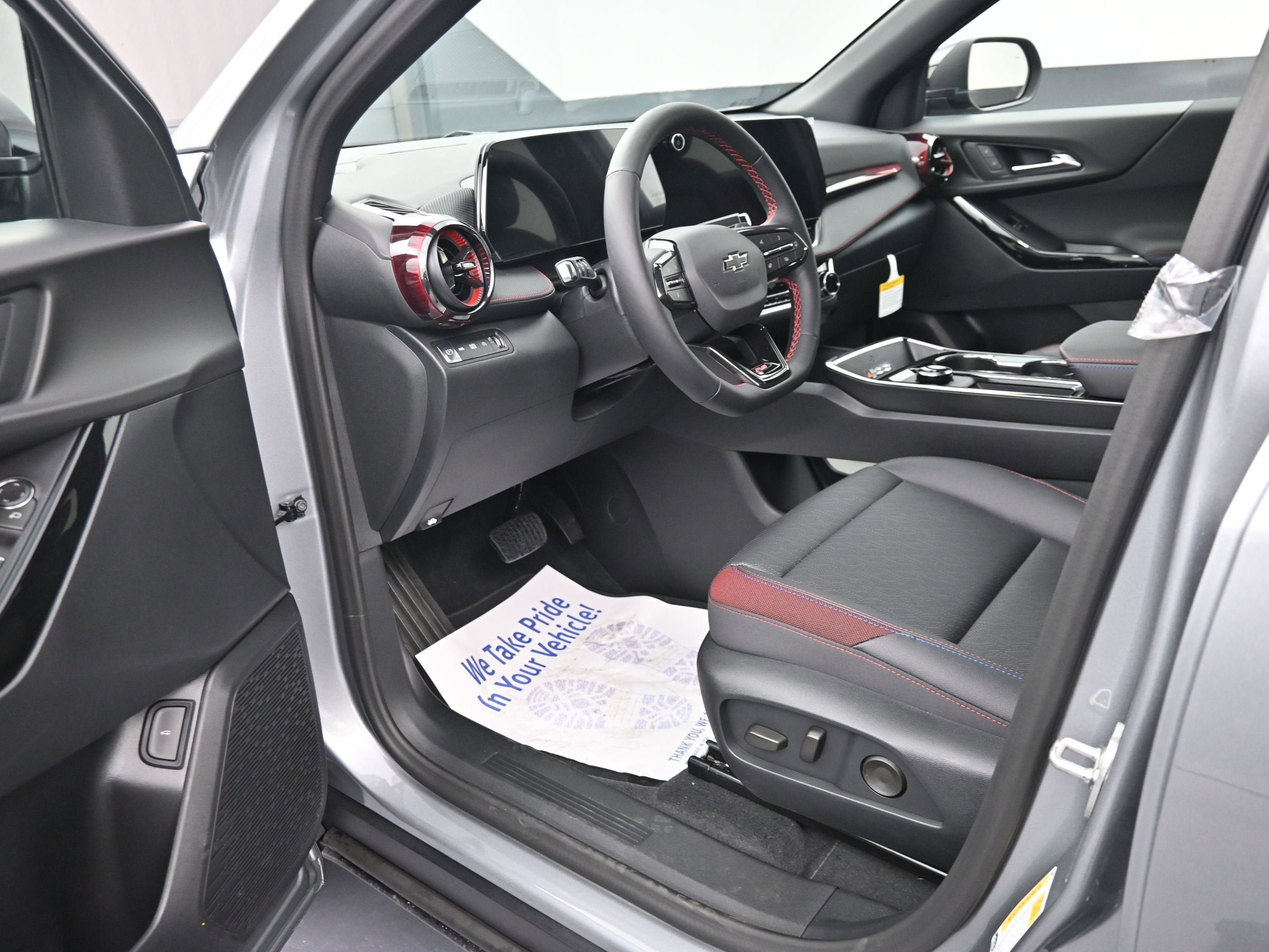 New 2026 Chevrolet Equinox RS w/ Safety and Technology Package AWD/4WD image 9