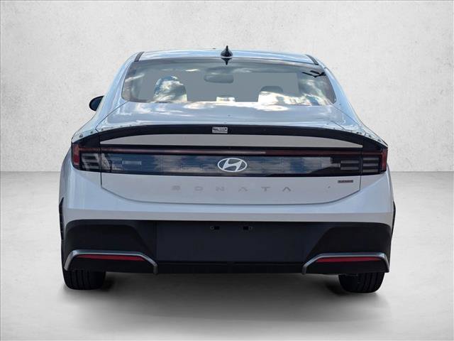 New 2026 Hyundai Sonata Blue FWD image 9