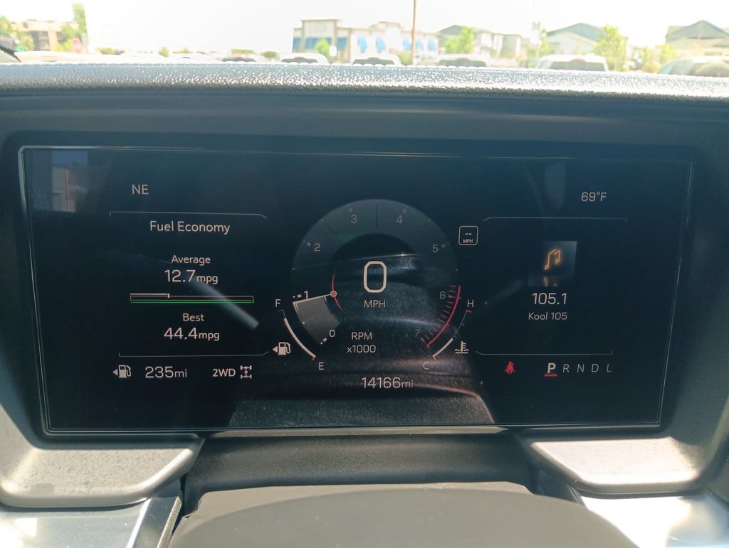 Used 2025 GMC Terrain Elevation AWD/4WD image 15