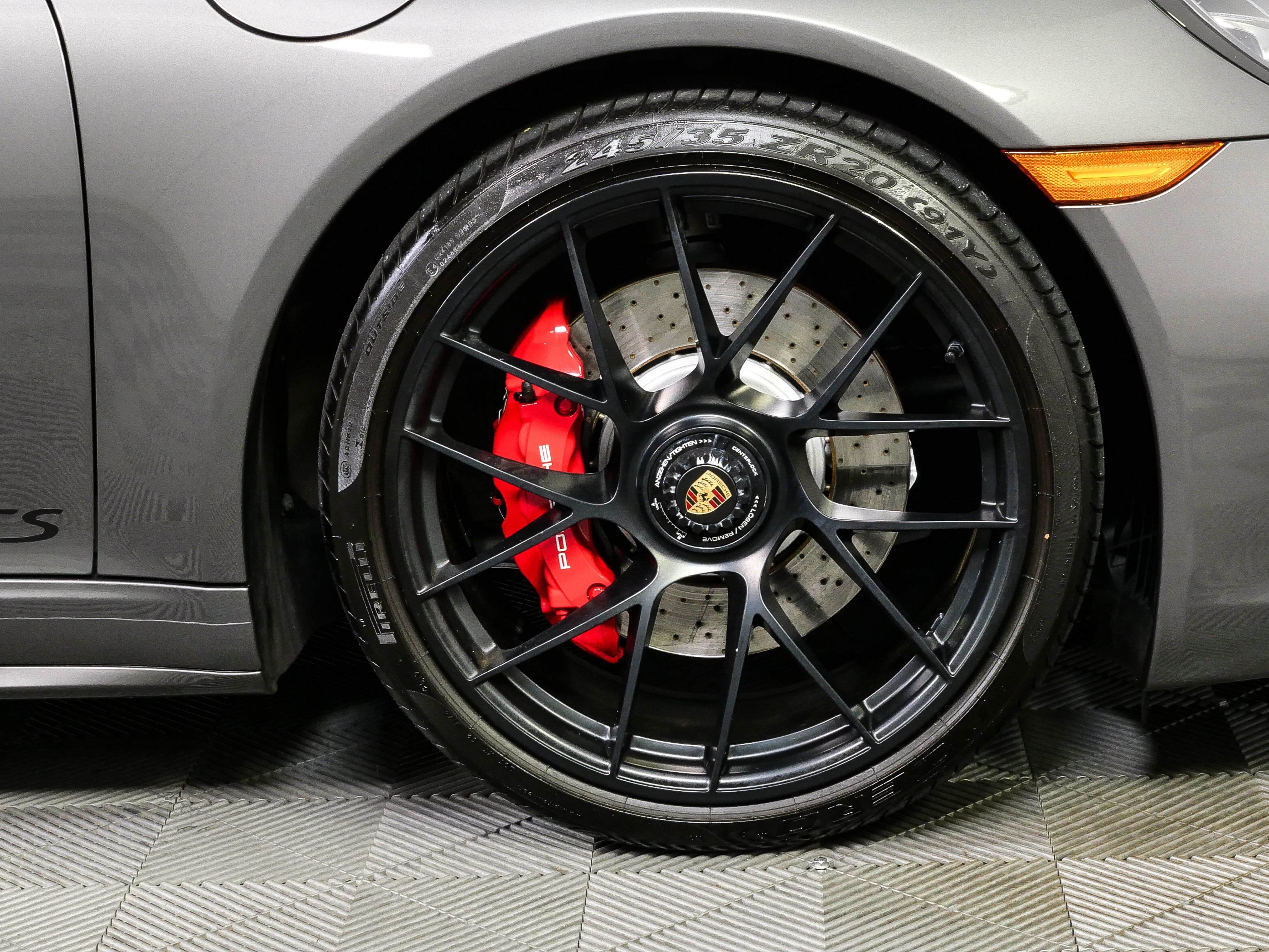 Certified 2018 Porsche 911 Carrera GTS RWD image 41
