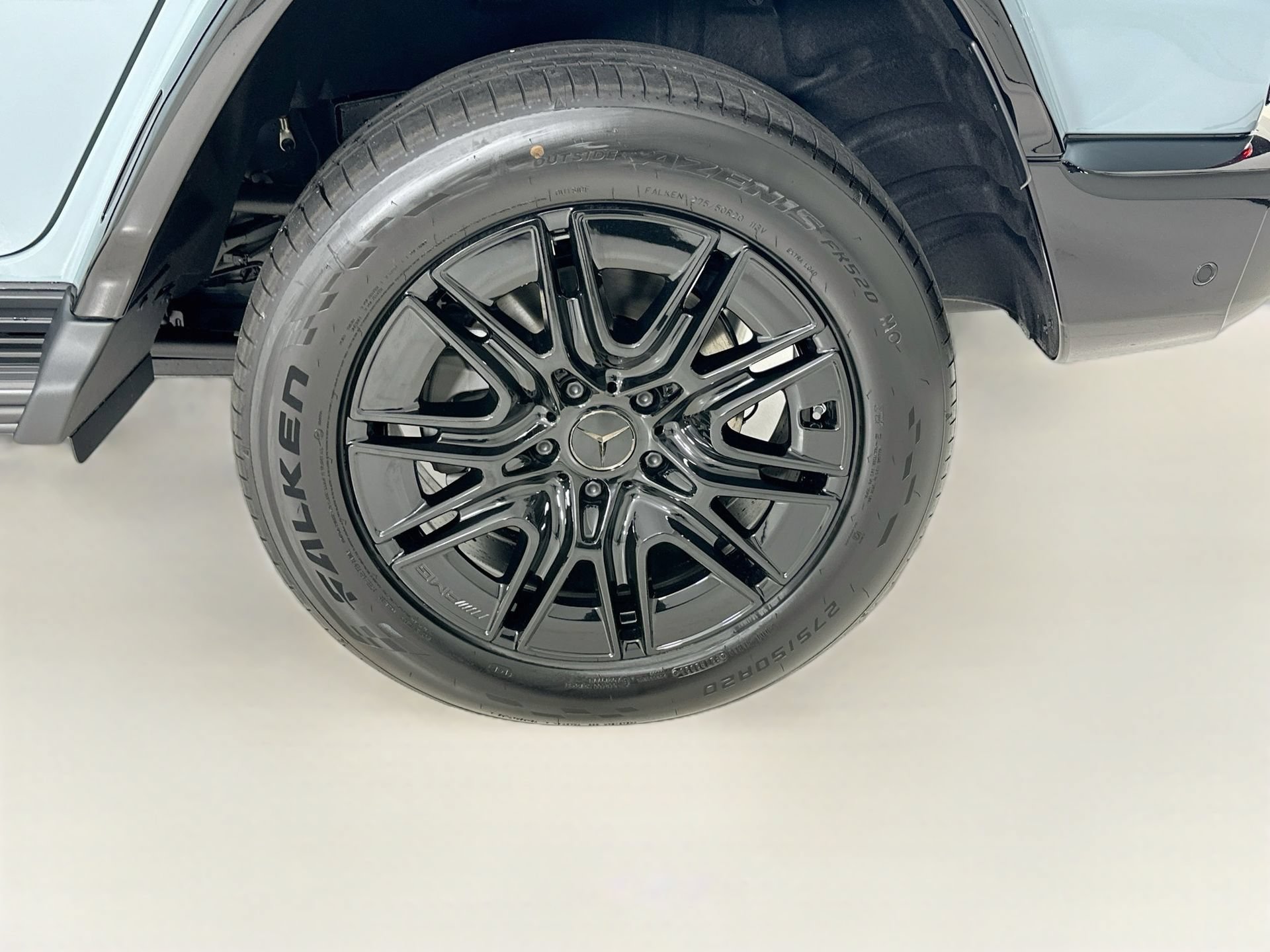 New 2027 Mercedes-Benz G 580 e image 34