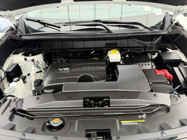 Used 2023 Nissan Pathfinder Platinum AWD/4WD image 9