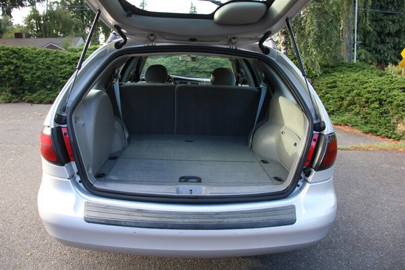 Used 2005 Ford Taurus SE FWD image 15