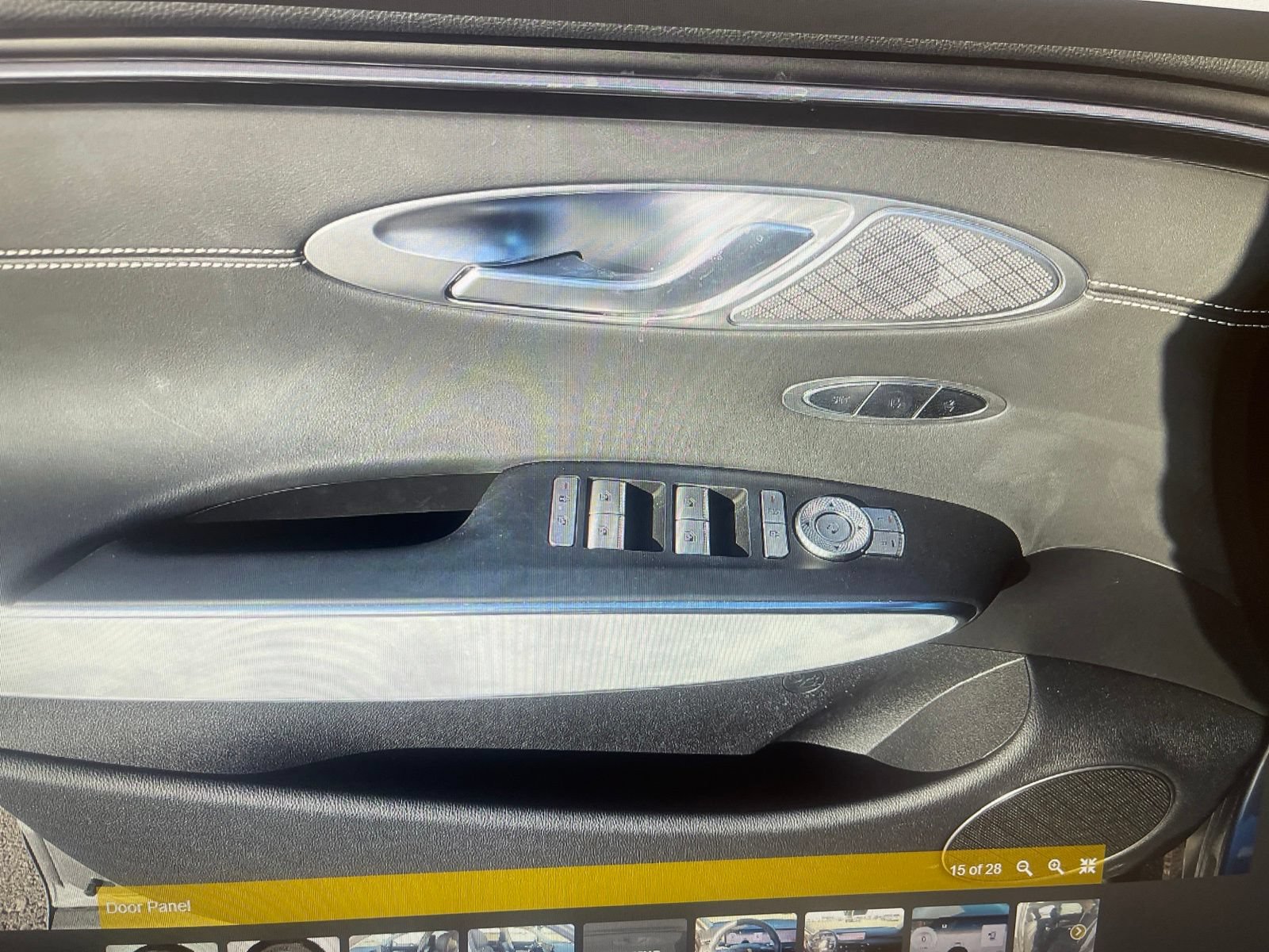 Certified 2026 Genesis Electrified GV70 Advanced AWD/4WD image 11
