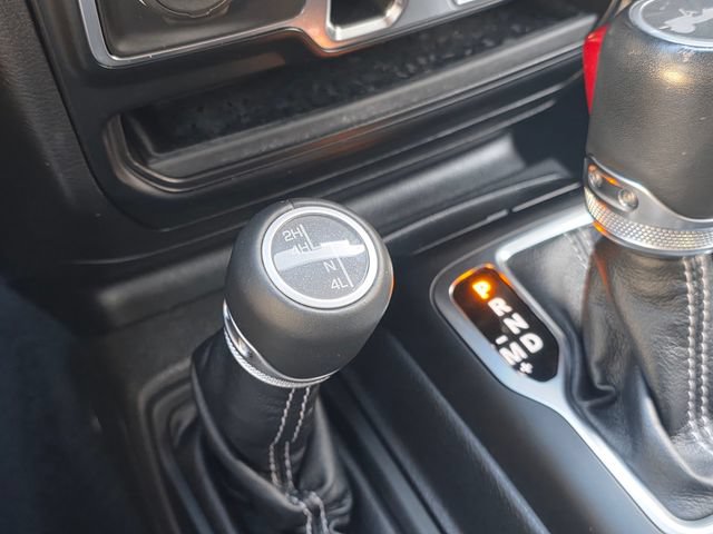 Used 2022 Jeep Wrangler Unlimited Sahara w/ Cold Weather Group AWD/4WD image 29