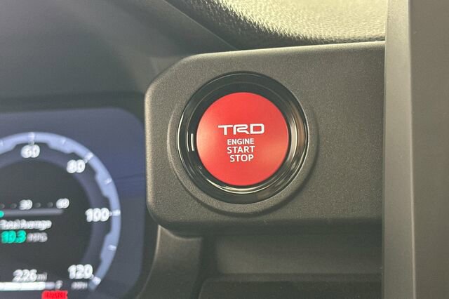 Used 2025 Toyota 4Runner 4WD image 25