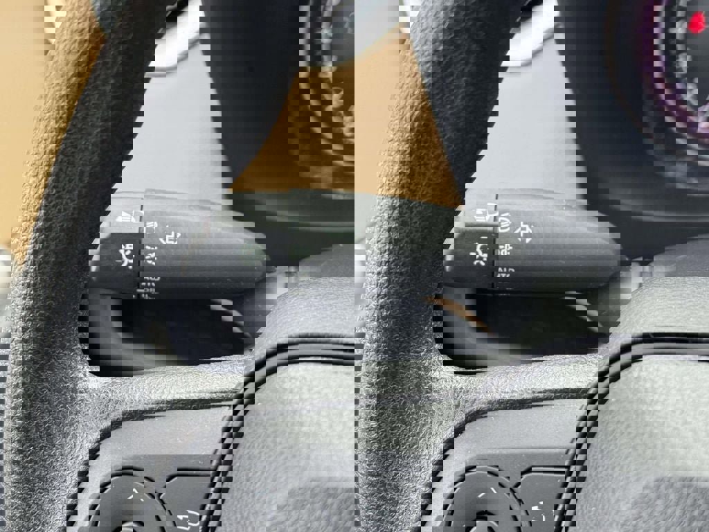 Used 2023 Toyota RAV4 XLE w/ Convenience Package image 22