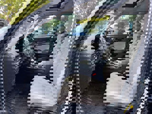 Used 2024 Honda Civic EX-L image 6