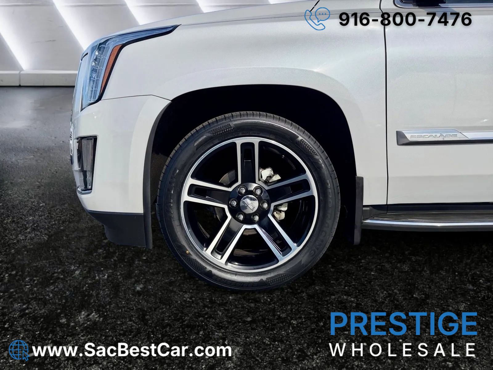 Used 2016 Cadillac Escalade Luxury image 32
