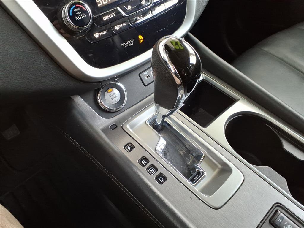 Used 2022 Nissan Murano SV w/ SV Midnight Edition Package image 16