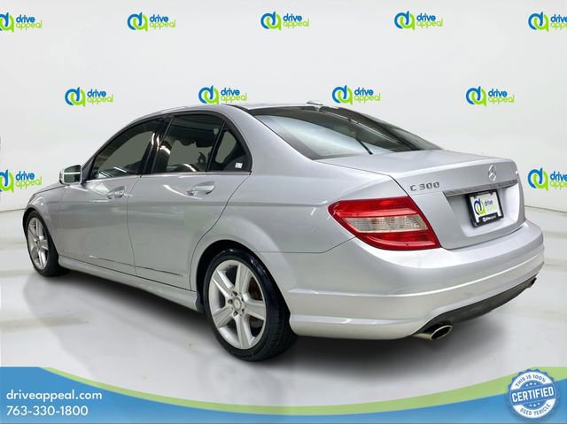 Used 2011 Mercedes-Benz C 300 4MATIC Sedan image 8