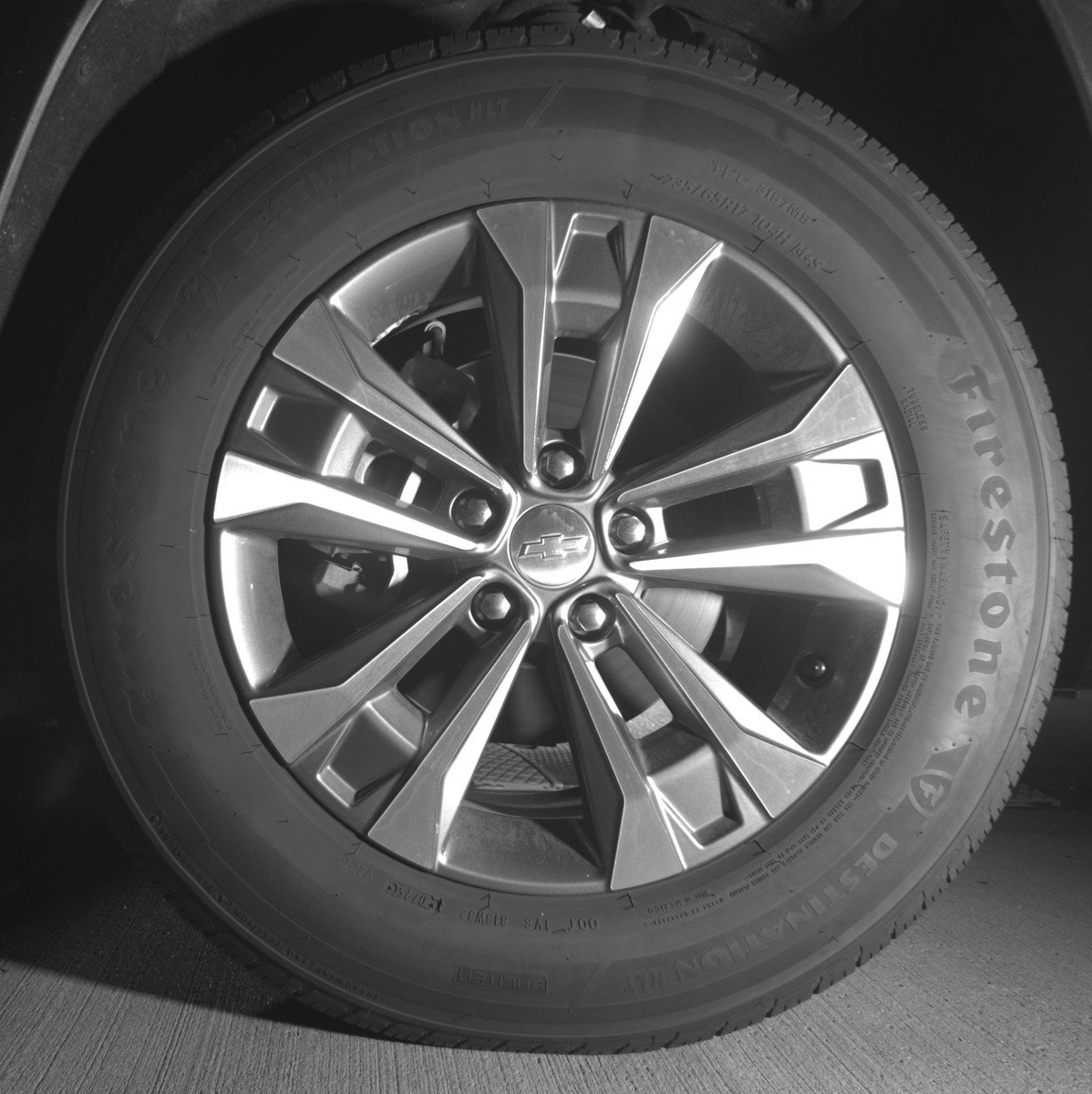 Used 2025 Chevrolet Equinox LT FWD image 12