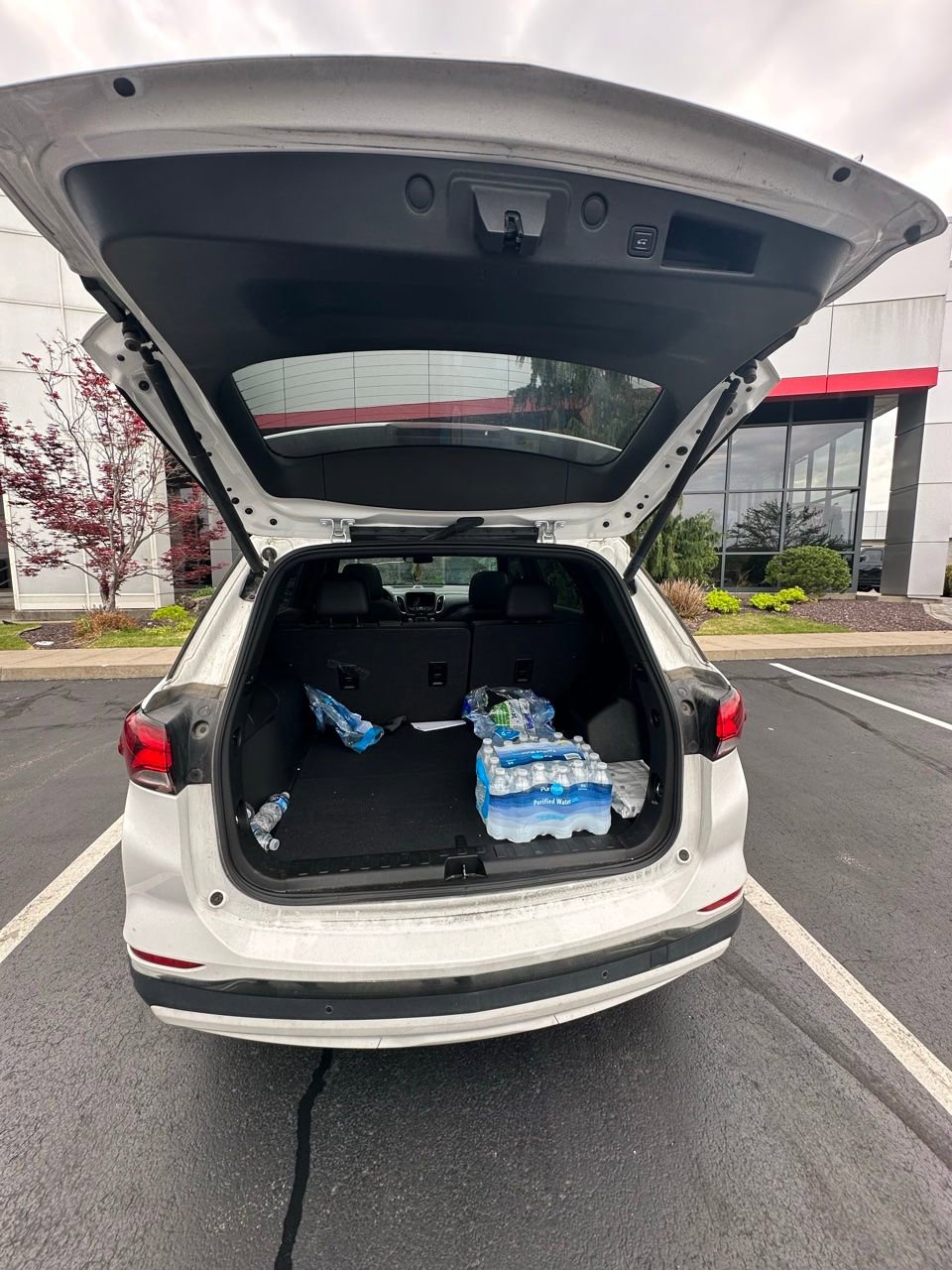 Used 2022 Chevrolet Equinox RS w/ RS Leather Package image 17