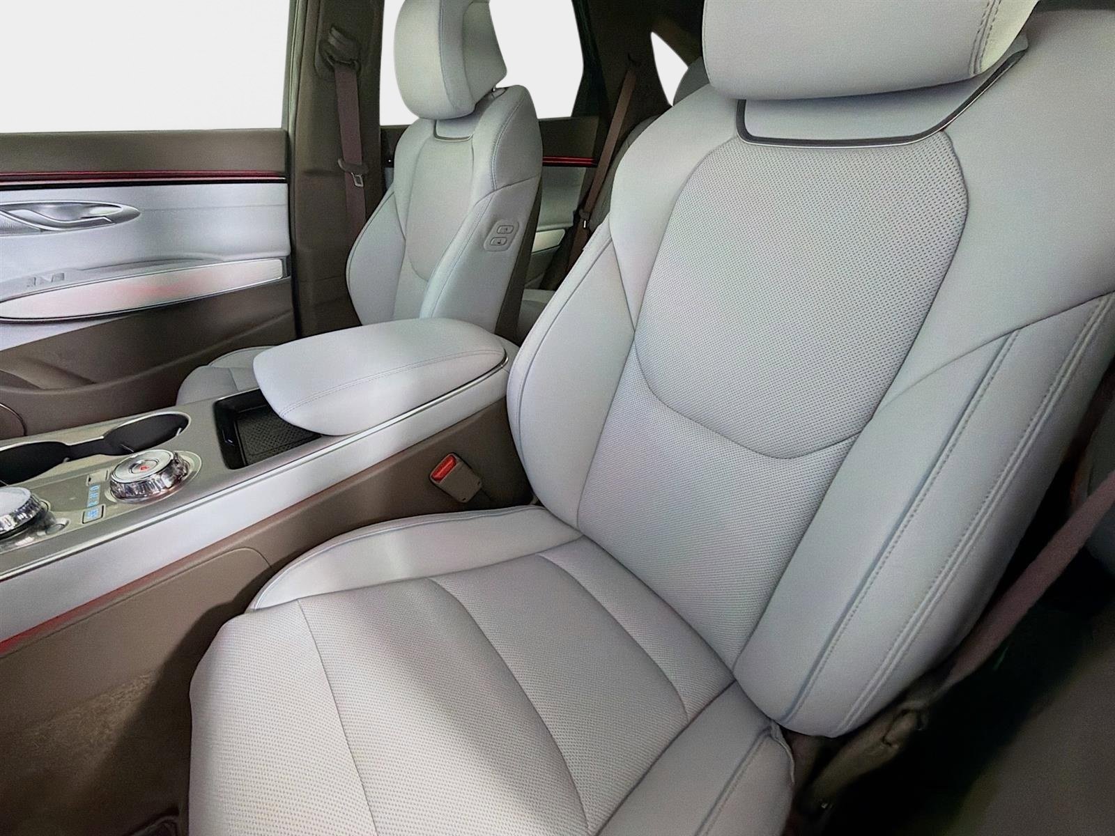 New 2026 Genesis GV70 2.5T Advanced image 11