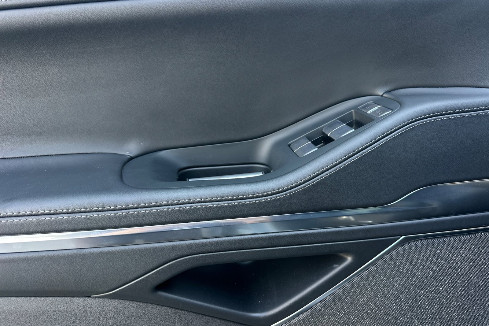 New 2025 Lincoln Navigator L Reserve w/ Jet Appearance Package image 10