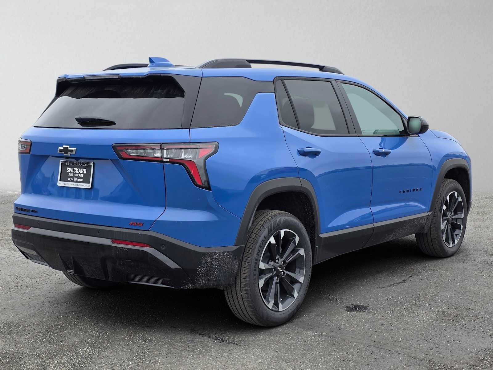 New 2026 Chevrolet Equinox RS AWD/4WD image 3