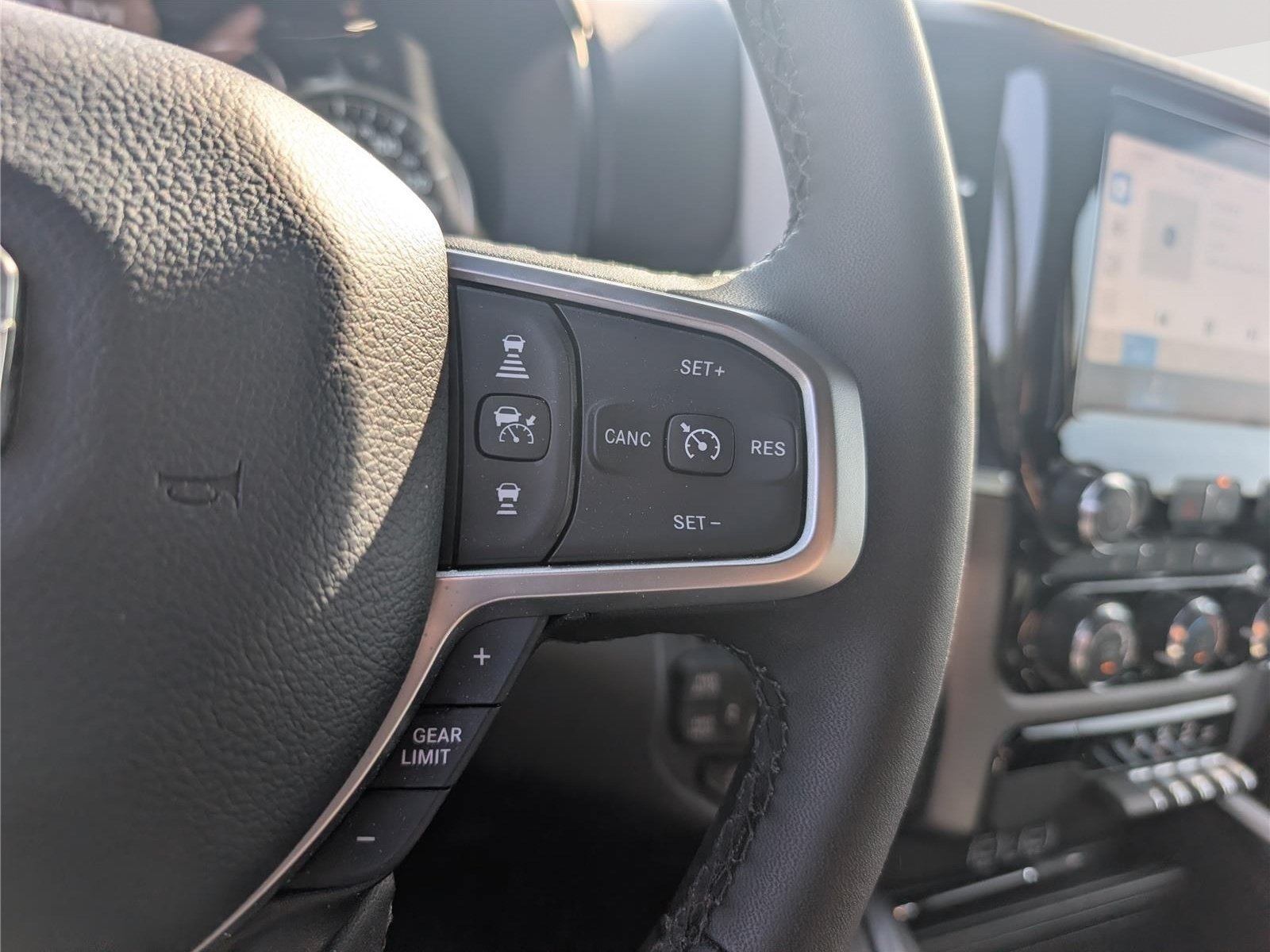 Used 2025 RAM 1500 Big Horn AWD/4WD image 22