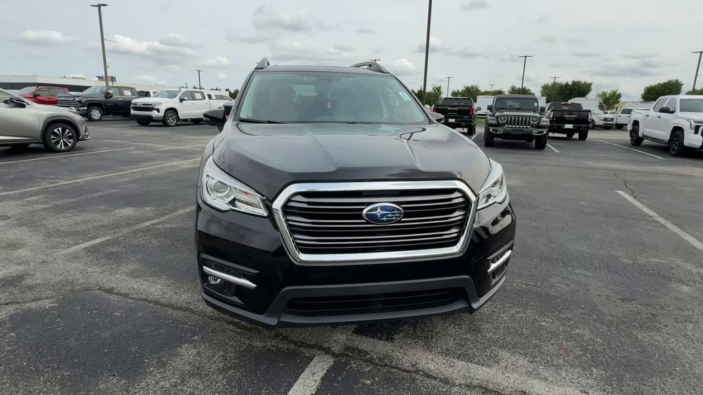 Used 2021 Subaru Ascent Limited w/ Technology Package AWD/4WD image 3