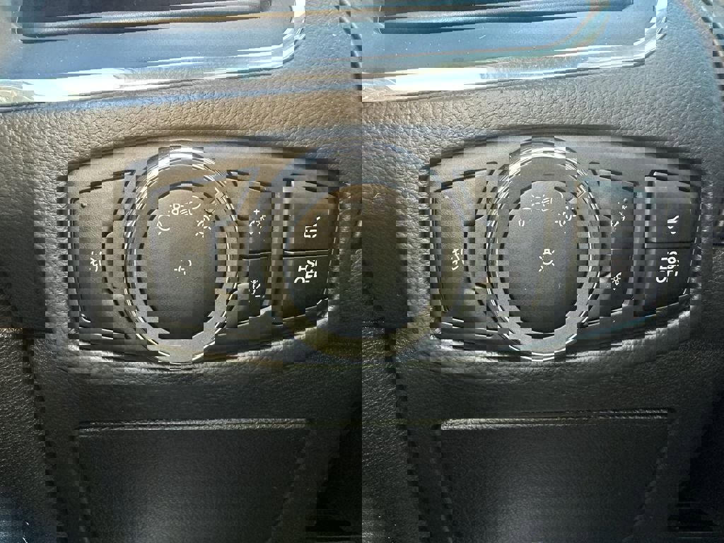 Used 2023 Ford Edge ST w/ Equipment Group 401A image 21