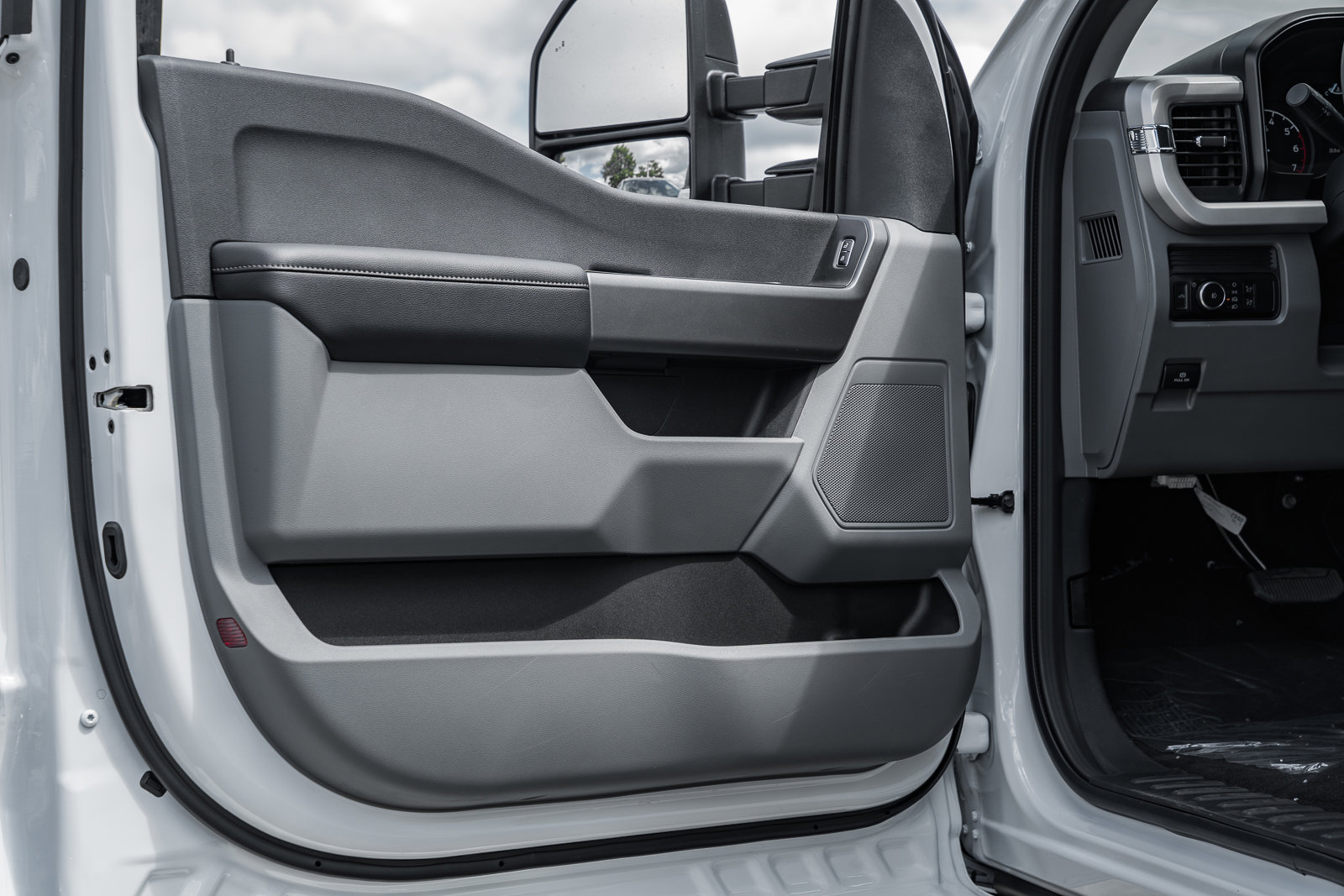 New 2026 Ford F350 XL w/ STX Appearance Package image 39