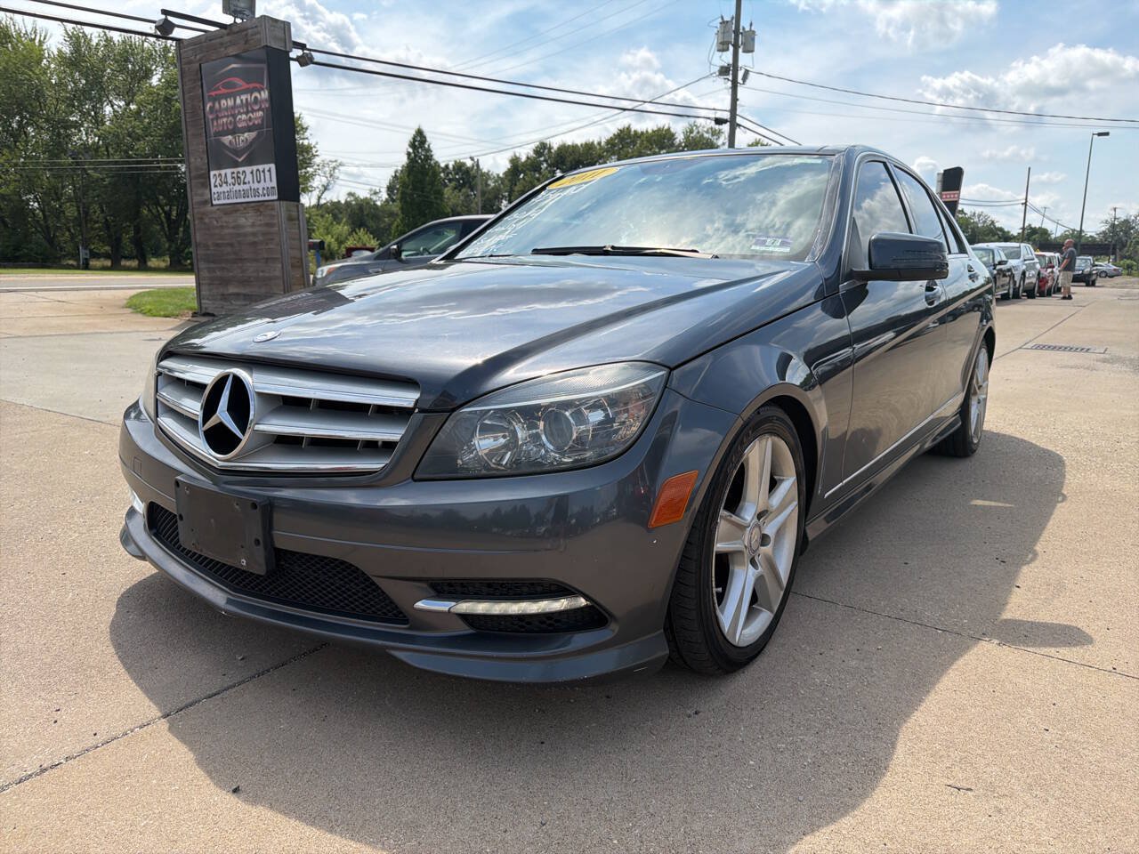 Used 2011 Mercedes-Benz C 300 4MATIC Sedan image 1