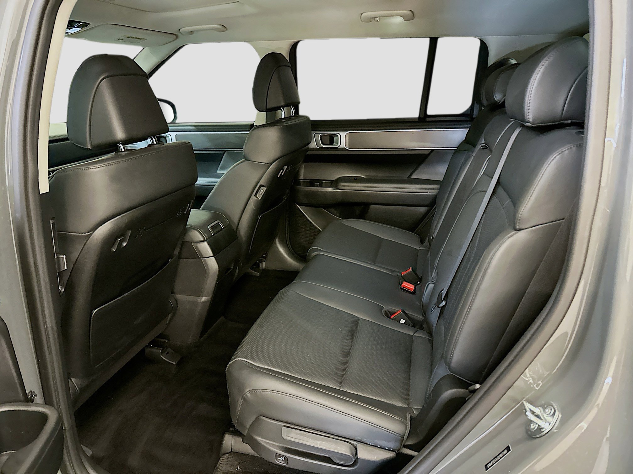 Used 2025 Hyundai Santa Fe XRT image 30