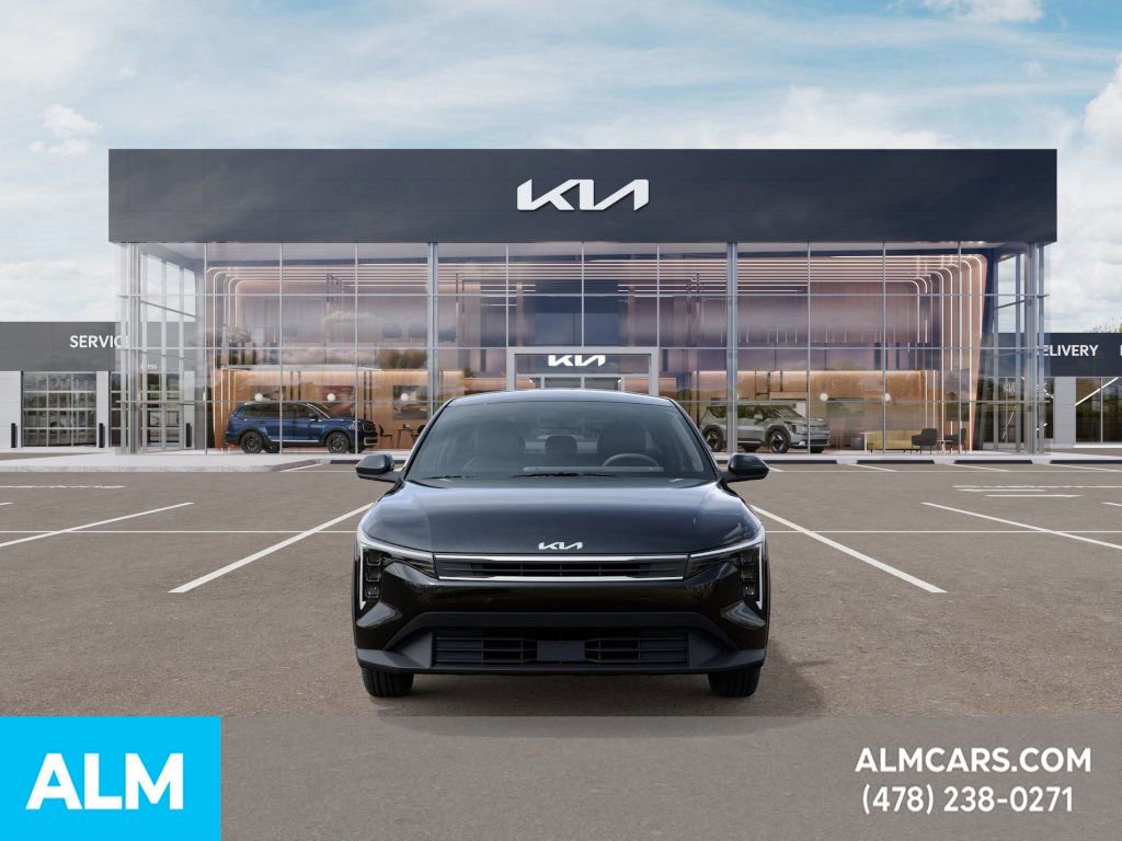 Used 2025 Kia K4 LXS image 2