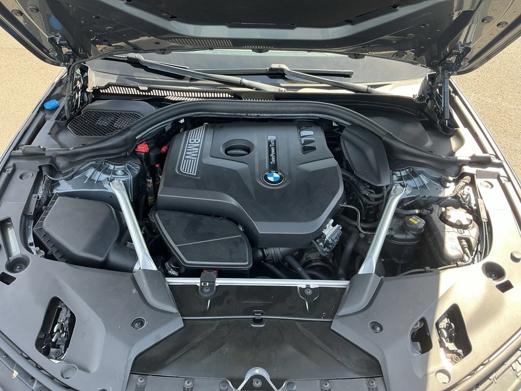Used 2018 BMW 530i RWD image 33
