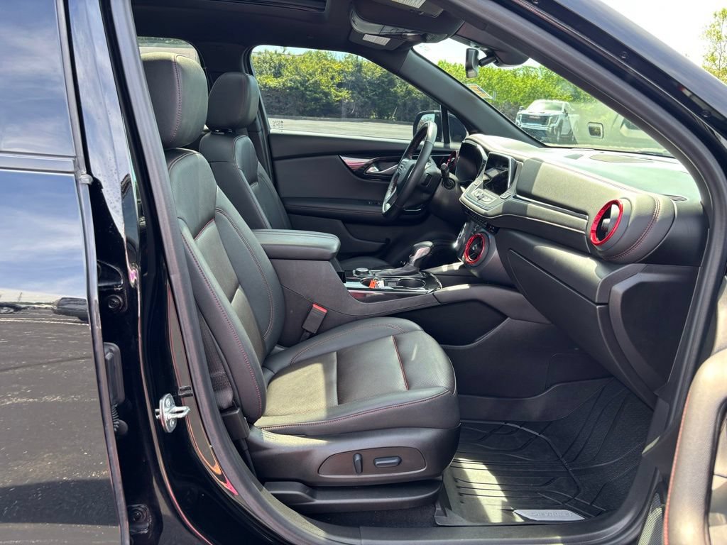 Used 2022 Chevrolet Blazer RS w/ Enhanced Convenience Package FWD image 23